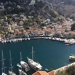 Апарт-отель Thea 4*